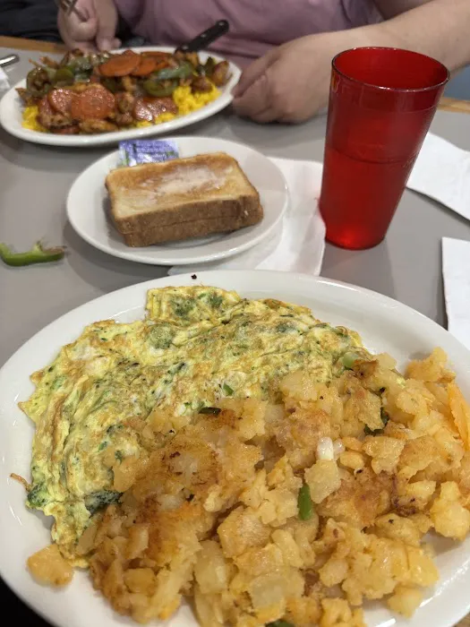Shore Haven Diner Picture 7