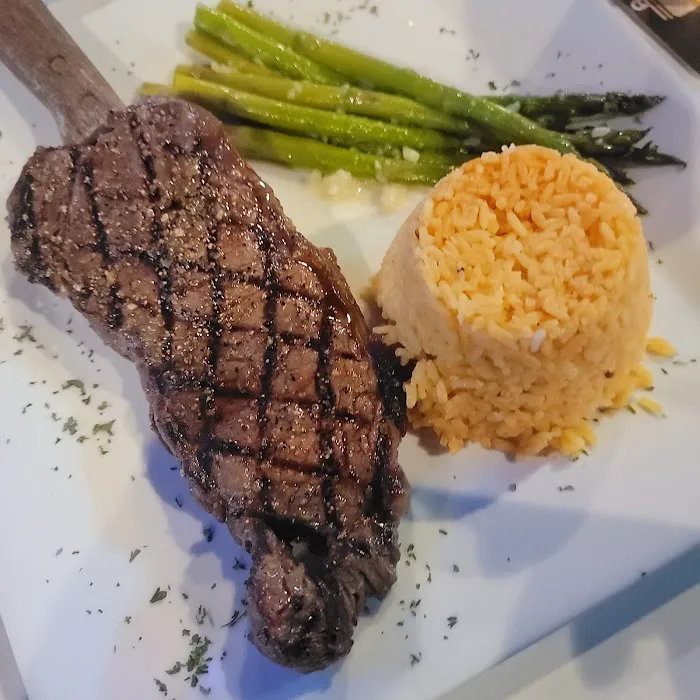 HK Kitchen & Draft House Picture 2