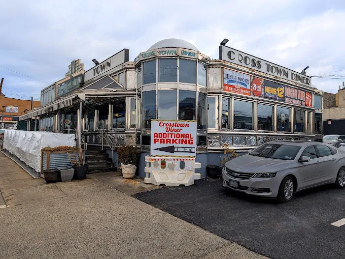 Crosstown Diner Picture 6