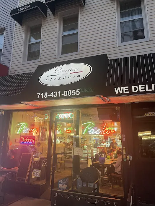 Cousins Pizzeria Picture 7