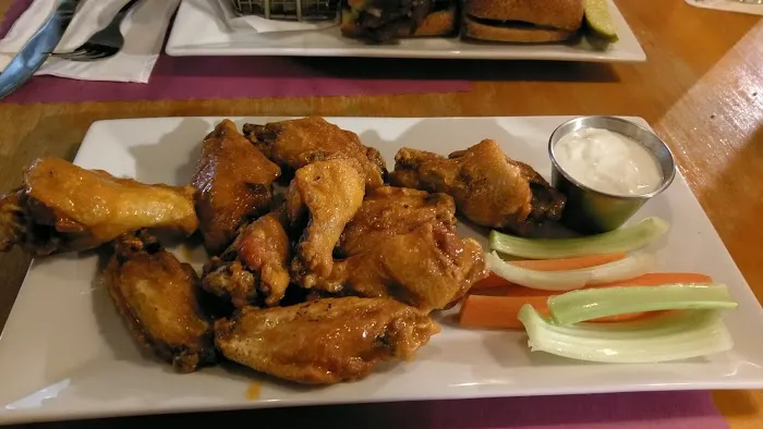 Dino's Bar and Grill Picture 8