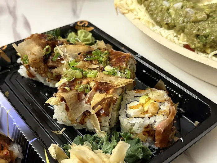 Star Sushi and Cuisine Picture 2