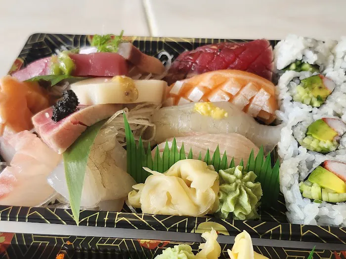 LOL Sushi Picture 6