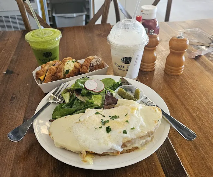 Cafe Trois Picture 3