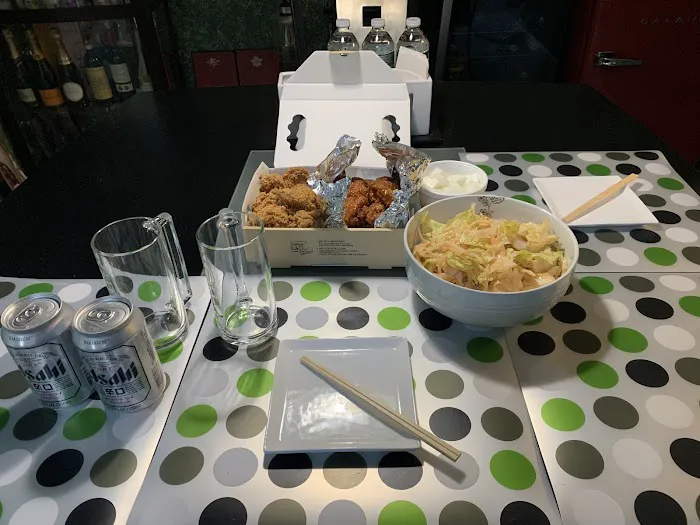 Yam Yam Chicken 얌얌치킨 Picture 3