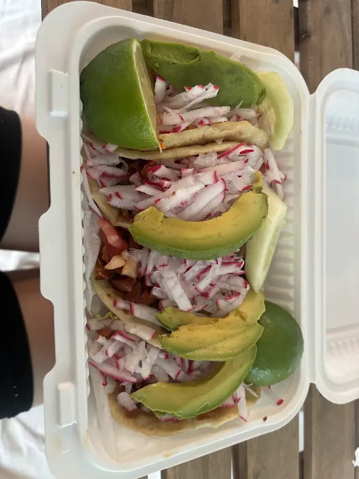Clarita's Deli Picture 8