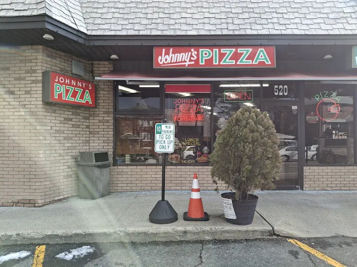 Johnny's Pizzeria & Ristorante Picture 9