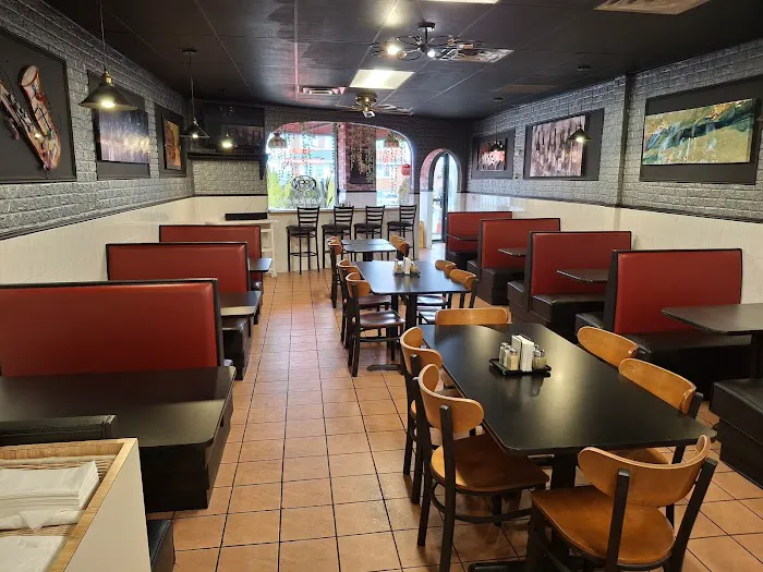 Johnny's Pizzeria & Ristorante Picture 1