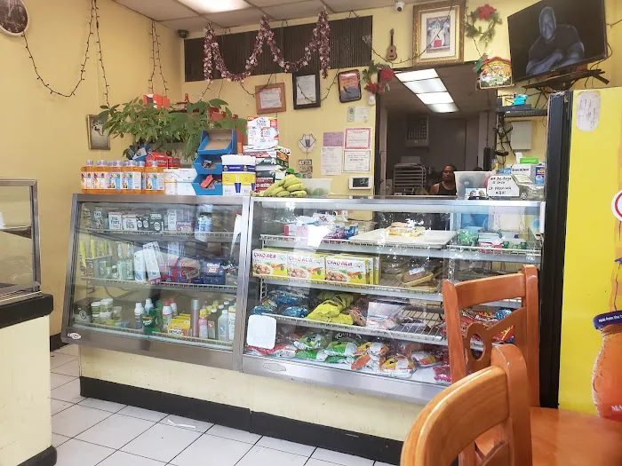 El Lechero Bakery Picture 3