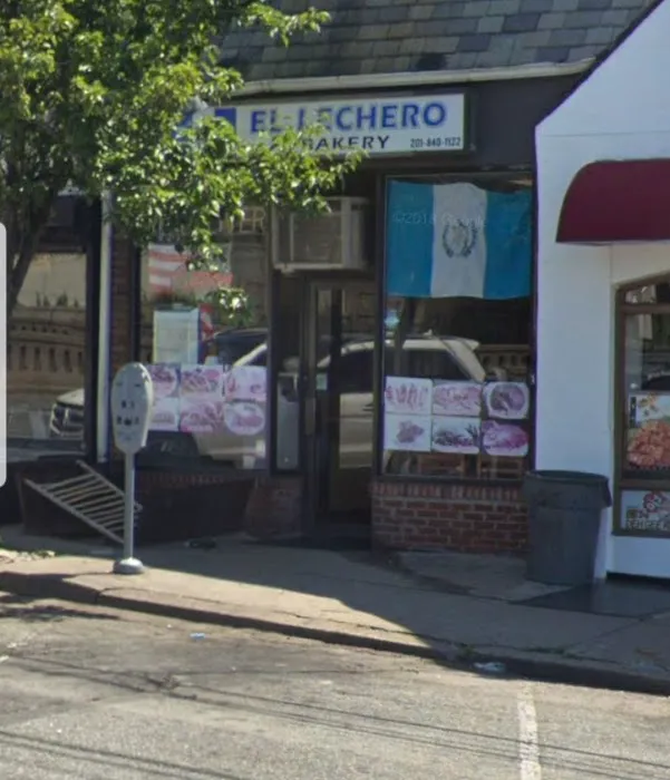 El Lechero Bakery Picture 1