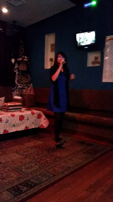 Sing Out Inc Picture 9