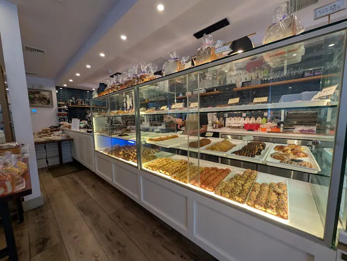 Palisades Park Bakery Picture 1