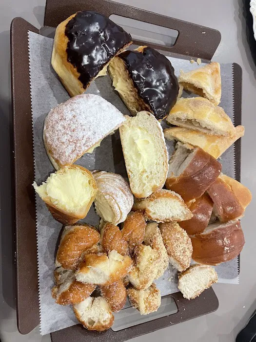 Palisades Park Bakery Picture 4