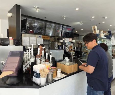 Cafe Leah