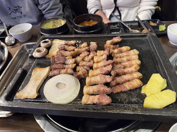 수상한꽃돼지 l Soosanghan Kote Dae Ji l Korean BBQ Picture 1