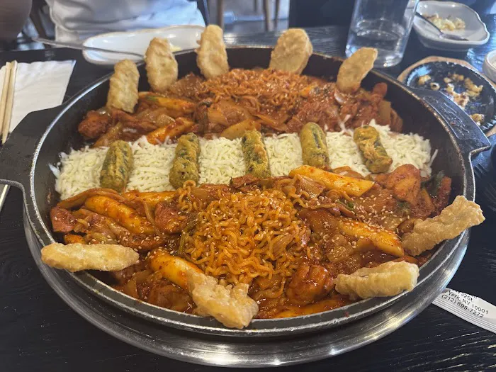 Hong Chun Cheon Cheese Dak Galbi | 홍춘천 닭갈비 뉴저지 Picture 8