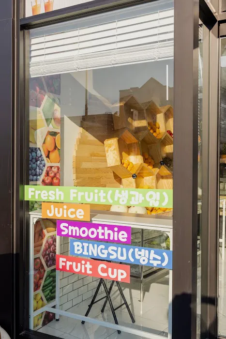 Sweet Bee Fruit Cafe Picture 7