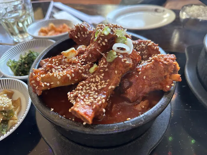 SoosanghanPocha Picture 1