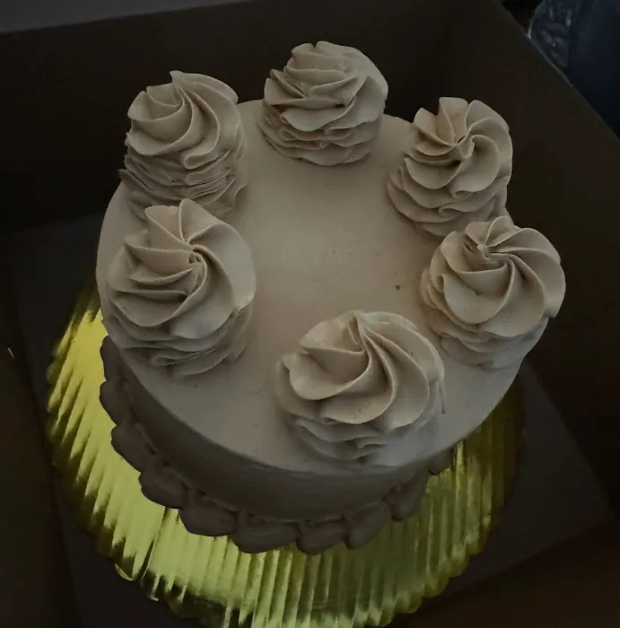 Krisota's Cake Shop Picture 3