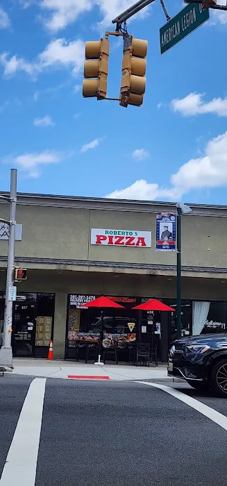 Roberto's Pizzeria & Restaurant Picture 4