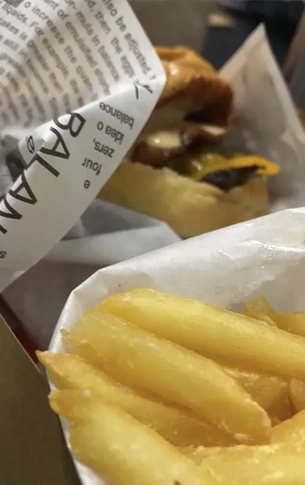 Holy Grail Burgers Picture 2