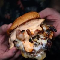 Holy Grail Burgers ico