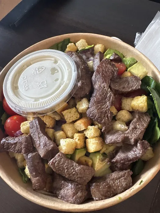 Salad House Picture 6