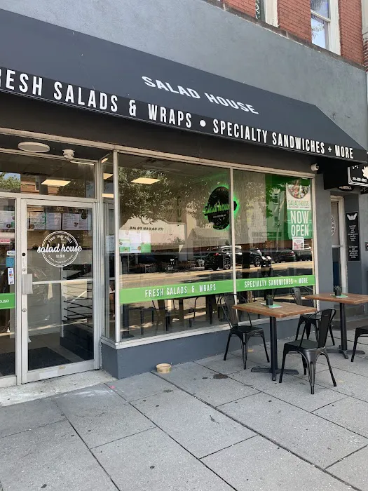 Salad House Picture 1