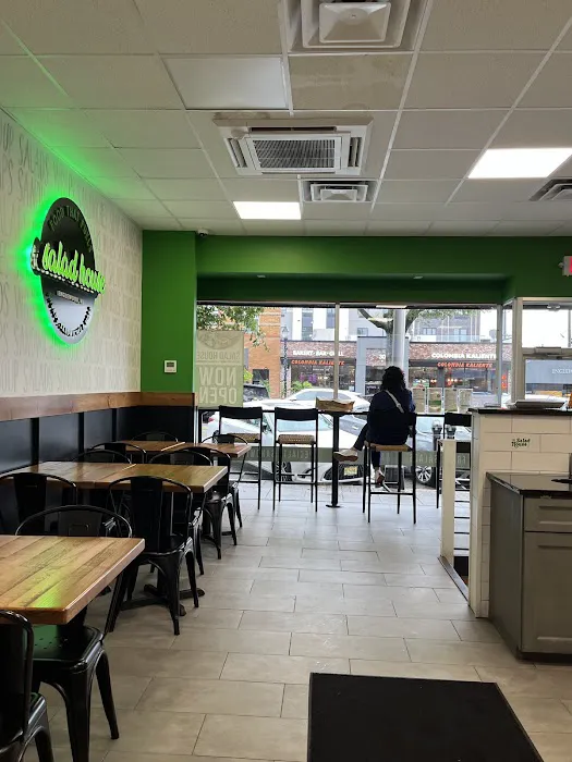 Salad House Picture 3