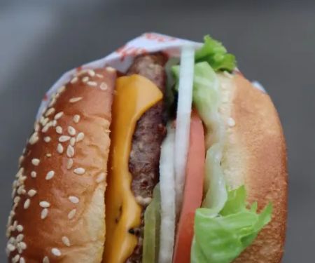 BOMB BURGER