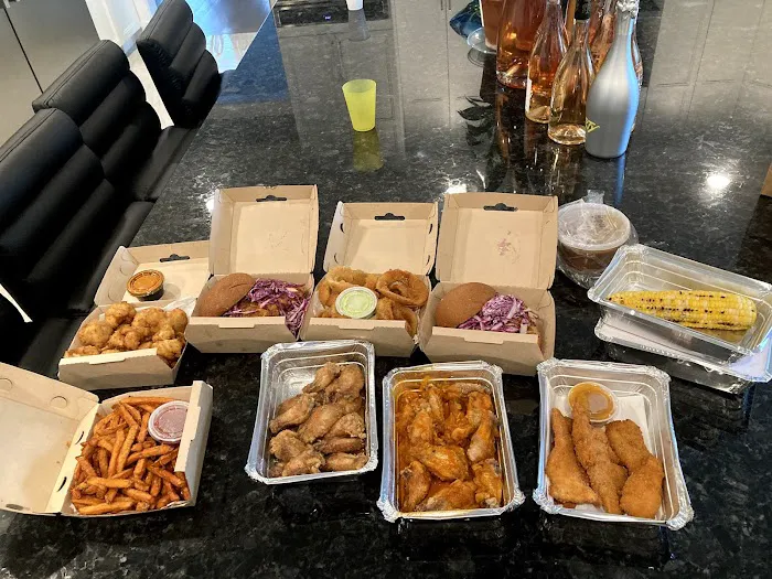Buckets Fried Chicken Picture 2