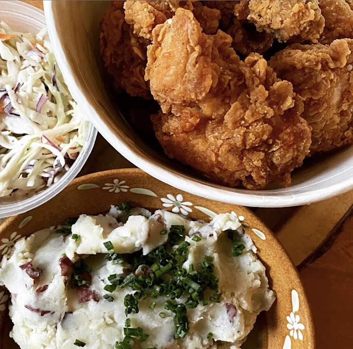 Buckets Fried Chicken Picture 9
