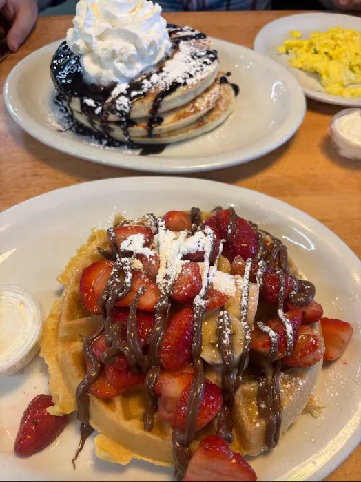 Brownstone Pancake Factory (Englewood Cliffs, NJ) Picture 5