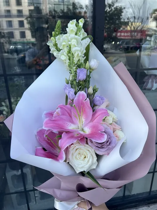 Florist Bar Co. Picture 6
