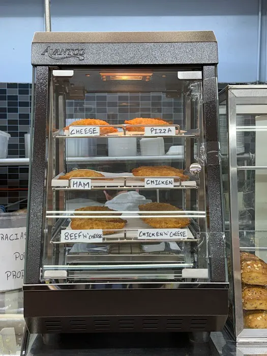 Neel Deli & Convenience Picture 9