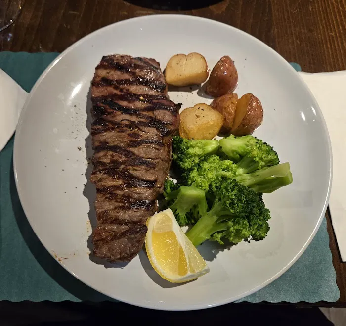Magna Restaurant Picture 10