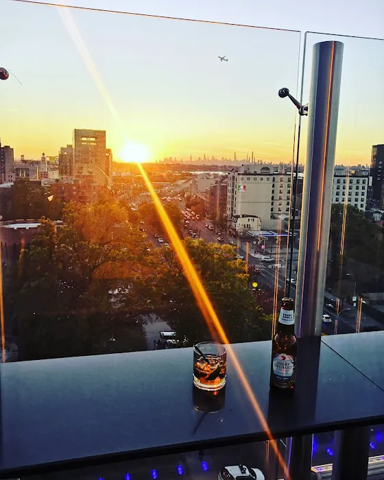 Moon Bar Rooftop Picture 9