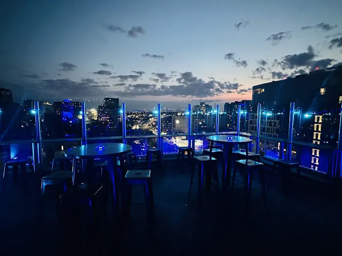Moon Bar Rooftop Picture 6