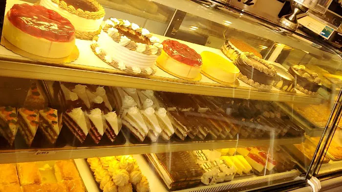 Aphrodite's Sweets Picture 9