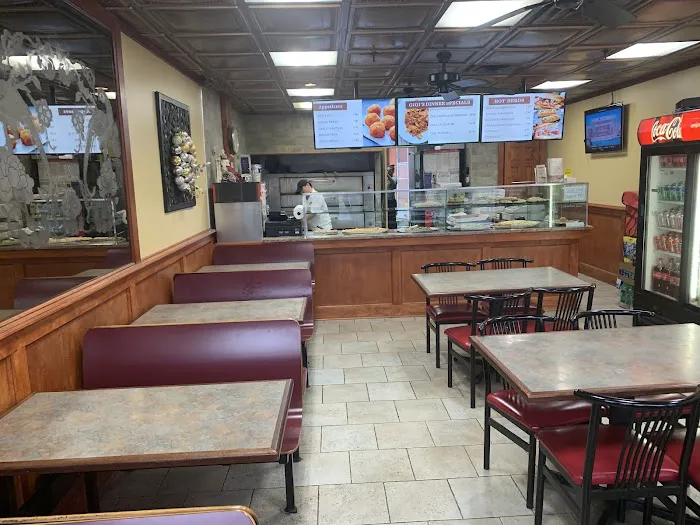 Gigi's Pizzeria - Whitestone Picture 10