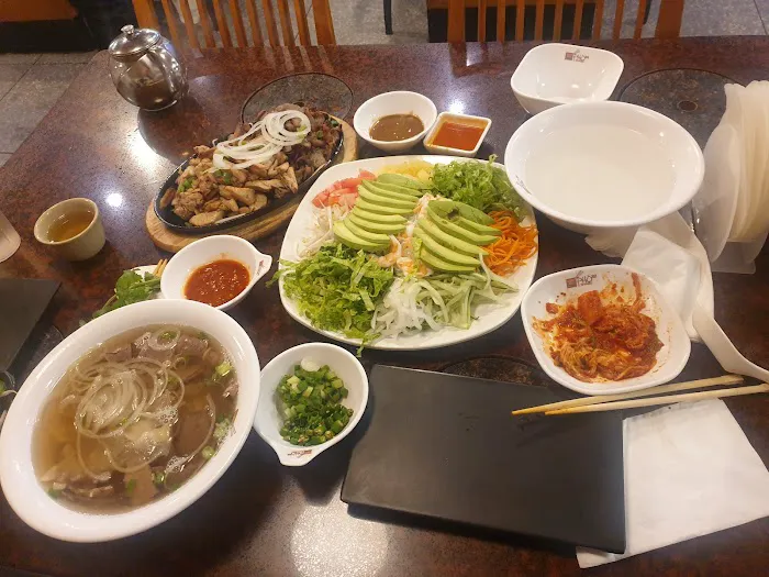 Pho 32 & Shabu Picture 6