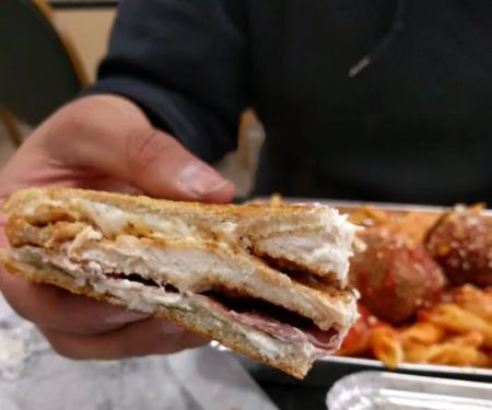 Tony's Beechhurst Deli