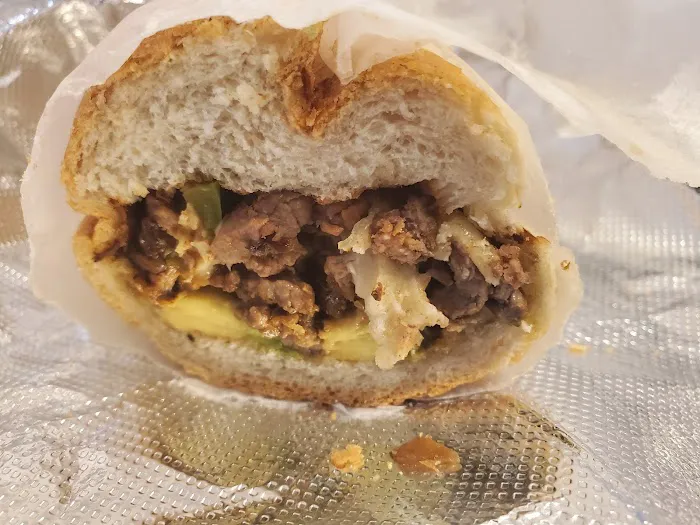 NY GRILL AND DELI Picture 4