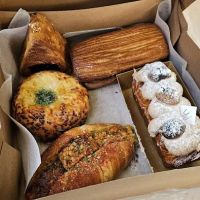 Cafe W & Bakery / Dessert ico