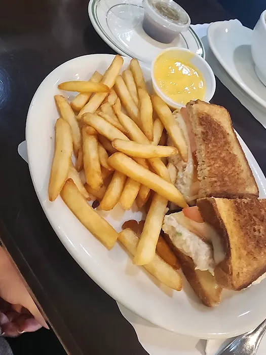 Whitepoint Diner Picture 1