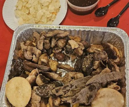 Las Tres Restaurant
