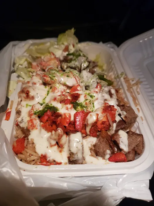 Shah’s Halal Cart Picture 6