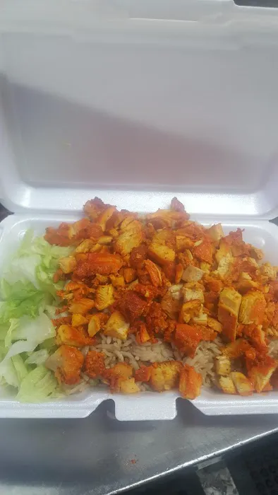 Shah’s Halal Cart Picture 3