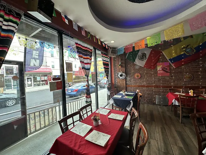 Blue Tijuana & Barzola Picture 3