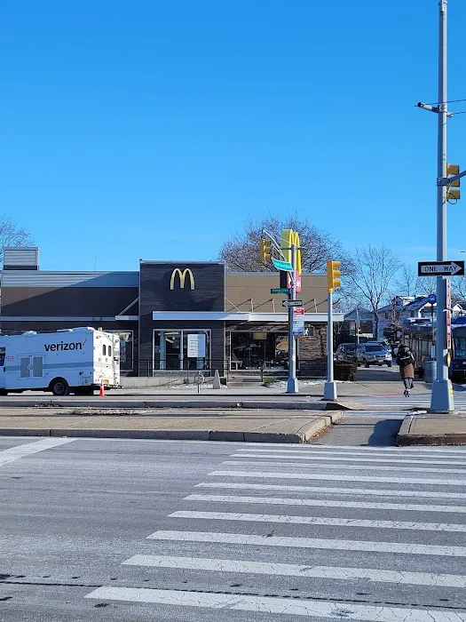 McDonald's Picture 2